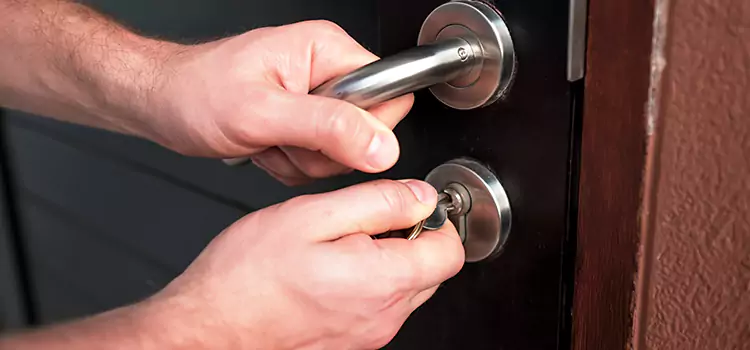 Door Closer Repair & Installation San Juan